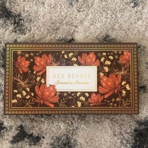 Ace Beaute bronzed in paradise palette
